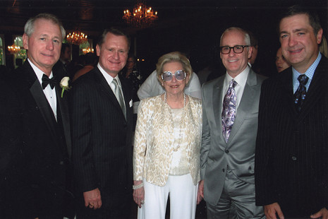 David Gearhart (second from left) with his brother, Van, mother, Joan Gearhart-Havens, and brothers Doug and Jeff; ca. 2008 © Pryor Center for Arkansas Oral and Visual History, University of Arkansas